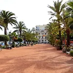 Moremar فندق